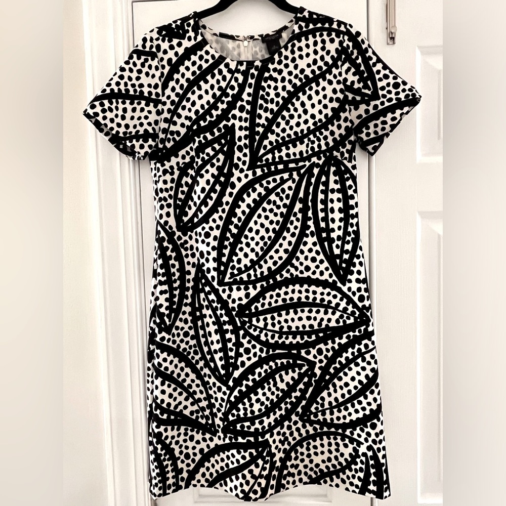 Ann Taylor Factory dress size Small.
